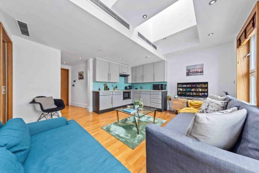 ロンドンLuxe Living Near Piccadilly Hy11アパートメント エクステリア 写真